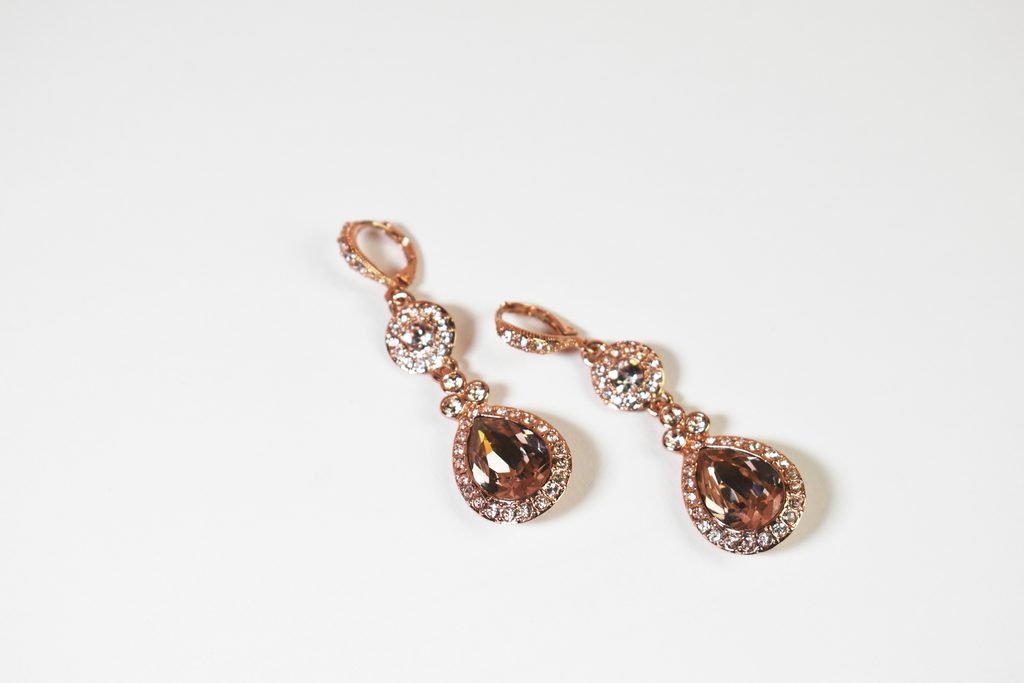 andrew hutchings ear ring